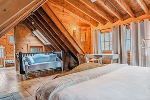 1 bedroom, desk, free WiFi, bed sheets