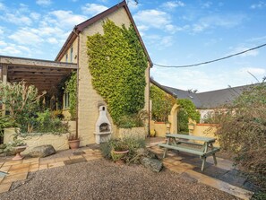 Outdoor dining - Bramble Cottage-UK45596 (Penparc, near Cardigan)