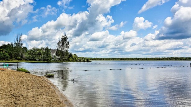 Vlak bij het strand