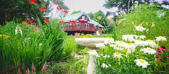 Entire Home located in historical district