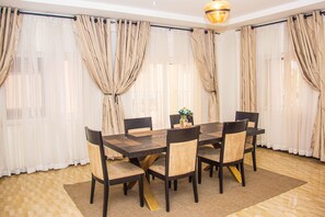 Executive-Apartment | Esszimmer