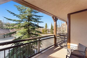 Apartment (2 Bedrooms) | Exterior