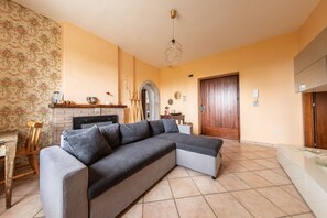 Smart TV - #914 Home in Irpinia (Nusco)