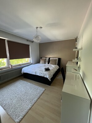1 chambre, bureau, Wi-Fi gratuit, draps fournis