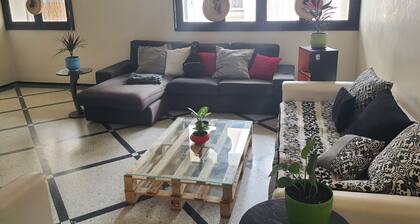 Chambre Mignonne Avec Petite Terrasse