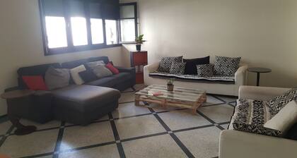 Chambre Mignonne Avec Petite Terrasse