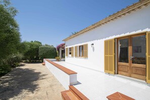 Exterior detail - Finca with pool Can Torreta in Pollensa (Pollensa)