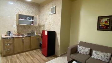 Deluxe Room | Private kitchen