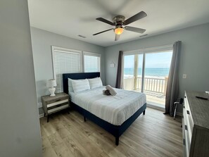 5 chambres, fer et planche à repasser, lit de bébé portatif