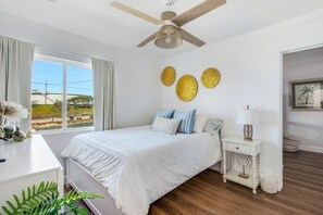 3 Schlafzimmer, Schreibtisch, kostenloses WLAN, Bettwäsche