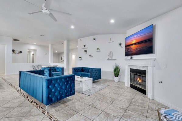 Interior - New Pool & Spa Home | GameRoom | FirePit | Stylish (Indio)