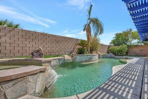 Pool - New Pool & Spa Home | GameRoom | FirePit | Stylish (Indio)