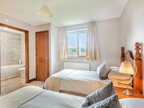 2 bedrooms
