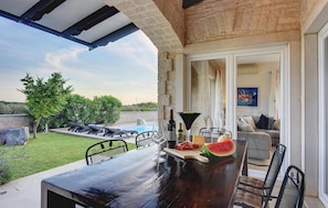 Outdoor dining