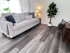 Smart TV - Full House Riggins Ranch (Marshville)