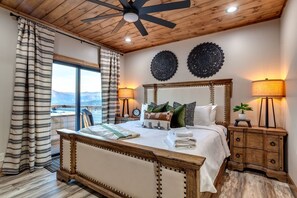 6 chambres, fer et planche à repasser, lit parapluie, Wi-Fi gratuit