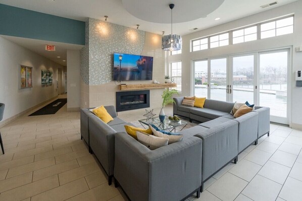 تلفزيون ذكي