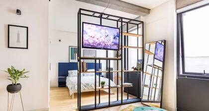 A Hip Modern Gem located in El Centro!