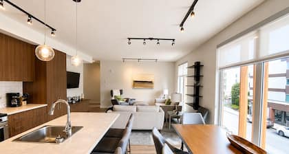 Brand New 3-Bedroom Suite in the Heart of Sidney!