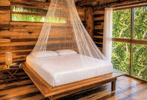 1 chambre, surmatelas, articles gratuits dans le mini-bar