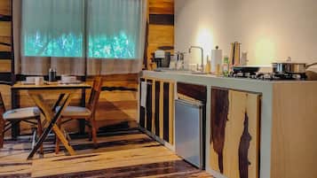 Superior Bungalow, 1 Queen Bed with Sofa bed, Terrace, Garden View | Private kitchen | Mini-fridge, stovetop, coffee/tea maker, cookware/dishes/utensils