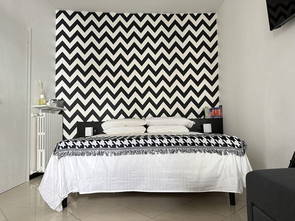 1 bedroom, iron/ironing board, free WiFi, bed sheets