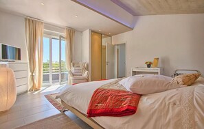 Bed - Stunning home in Krnica (Krnica)