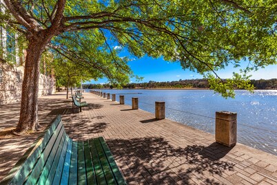 Entire Apartment with Large Balcony, Huge Bedroom and Kitchenette