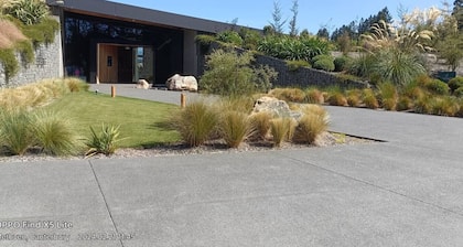 Studio 48 Methven, Cosy, compact Studio Apartment, enjoy Resort Facilities.