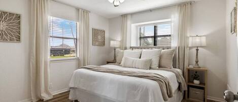 3 chambres, fer et planche Ă repasser, Wi-Fi, literie fournie