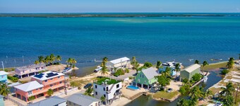 Boater's Paradise with Boat Dock / Quick Open Water Access 