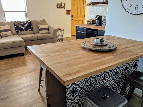 Phoenix Desert Casita 3 Beds, Pool, AC, and WIFI