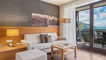 TV, tavolo da ping pong