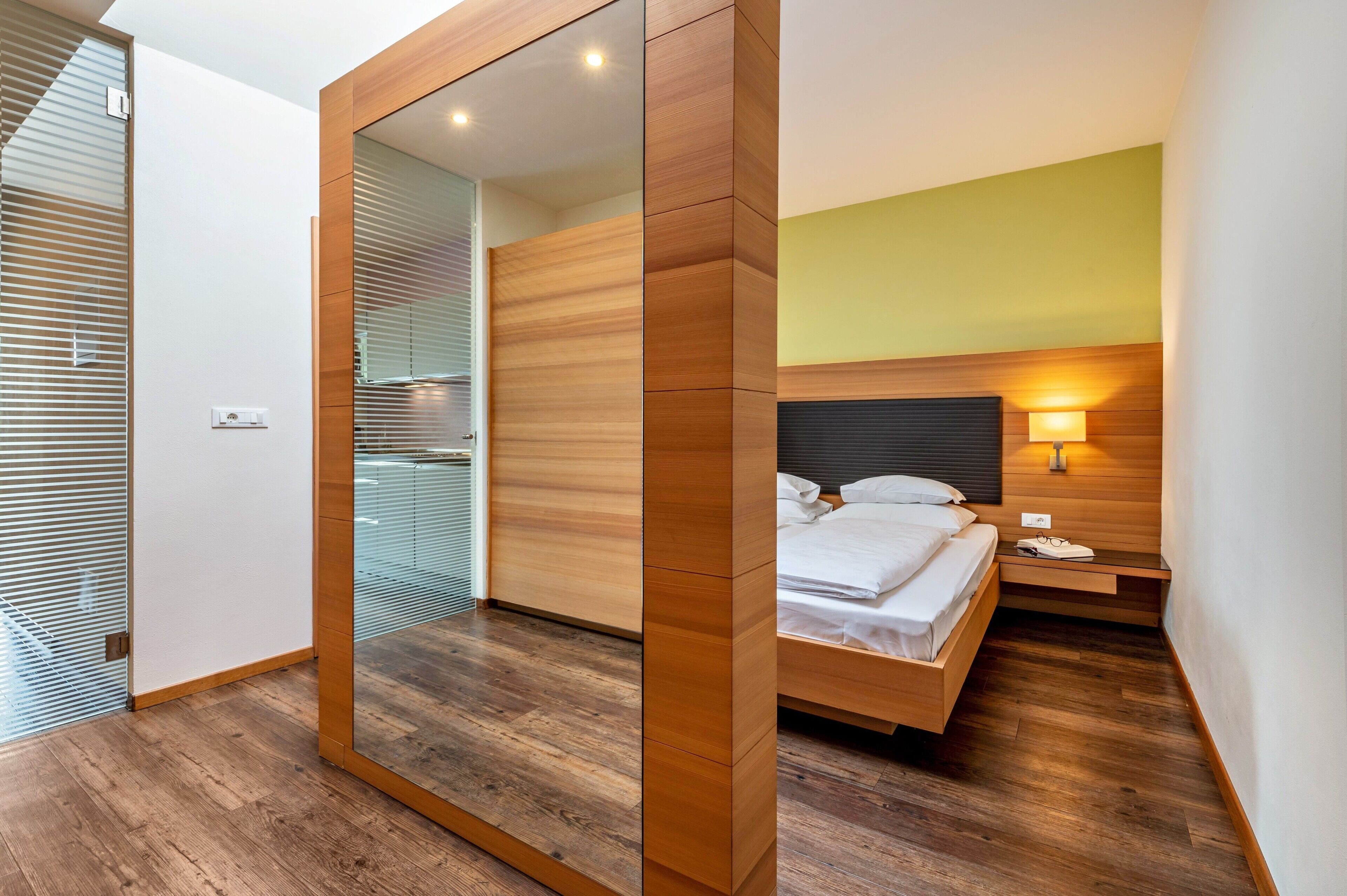 1 多间卧室、免费 WiFi、床单