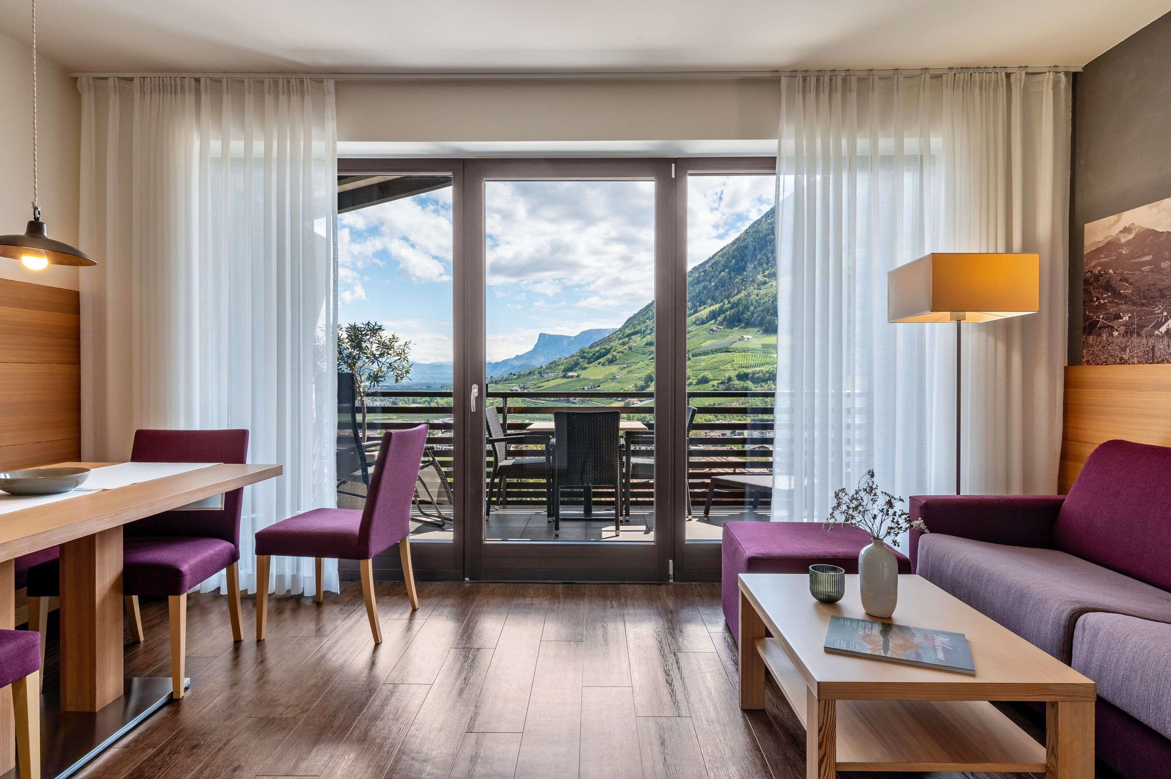 電視、乒乓球設施