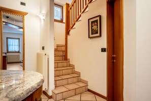 Interior - Apartment 'Casa Al Portico Val Di Cembra' with Mountain View and Balcony (Grauno)