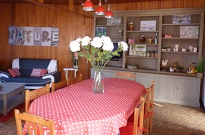 Dining - Holiday Home 'Maison Am Stram Gram' with Private Terrace and Wi-Fi (La Tranche Sur Mer)