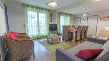 TV, DVD player, stereo