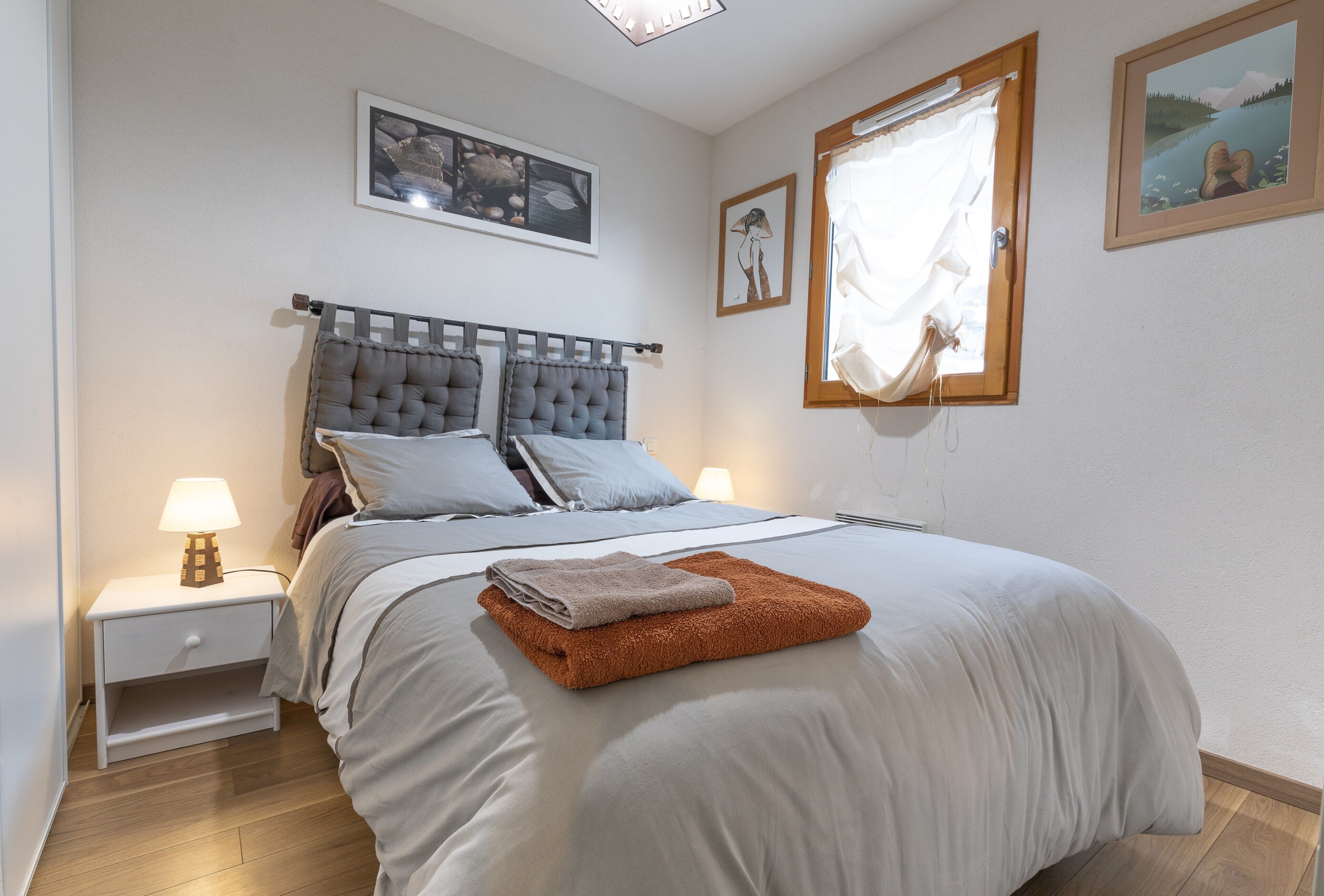 4 bedrooms, iron/ironing board, free WiFi, wheelchair access