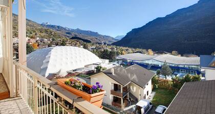 Appartement 'Vanna House' avec vue sur les montagnes, terrasse privée et balcon