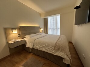 Appartamento Deluxe, 2 camere da letto, servizio di pulizie disponibile | Biancheria in cotone egiziano, biancheria da letto di alta qualità