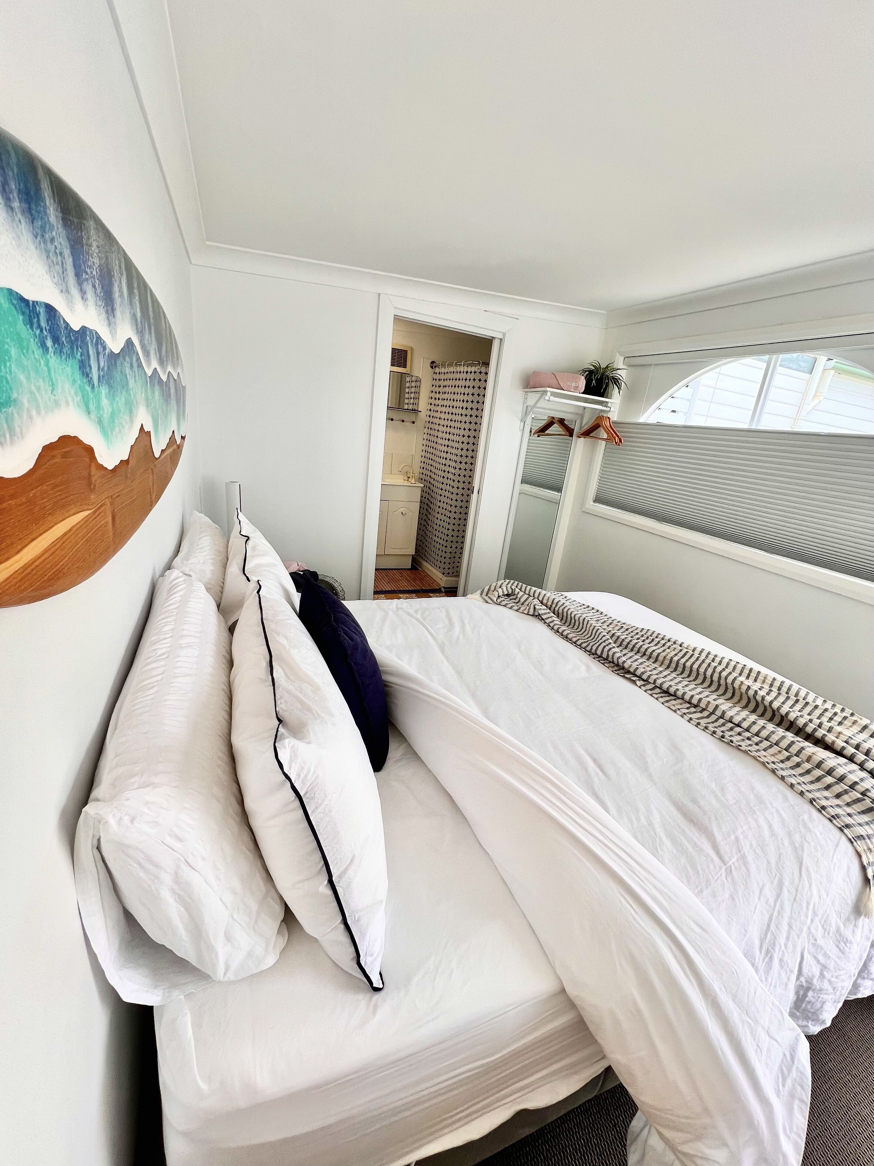 1 bedroom, desk, iron/ironing board, free WiFi