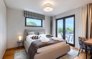 3 chambres, fer et planche à repasser, lit parapluie, Wi-Fi gratuit