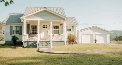 Farmhouse in Livingston