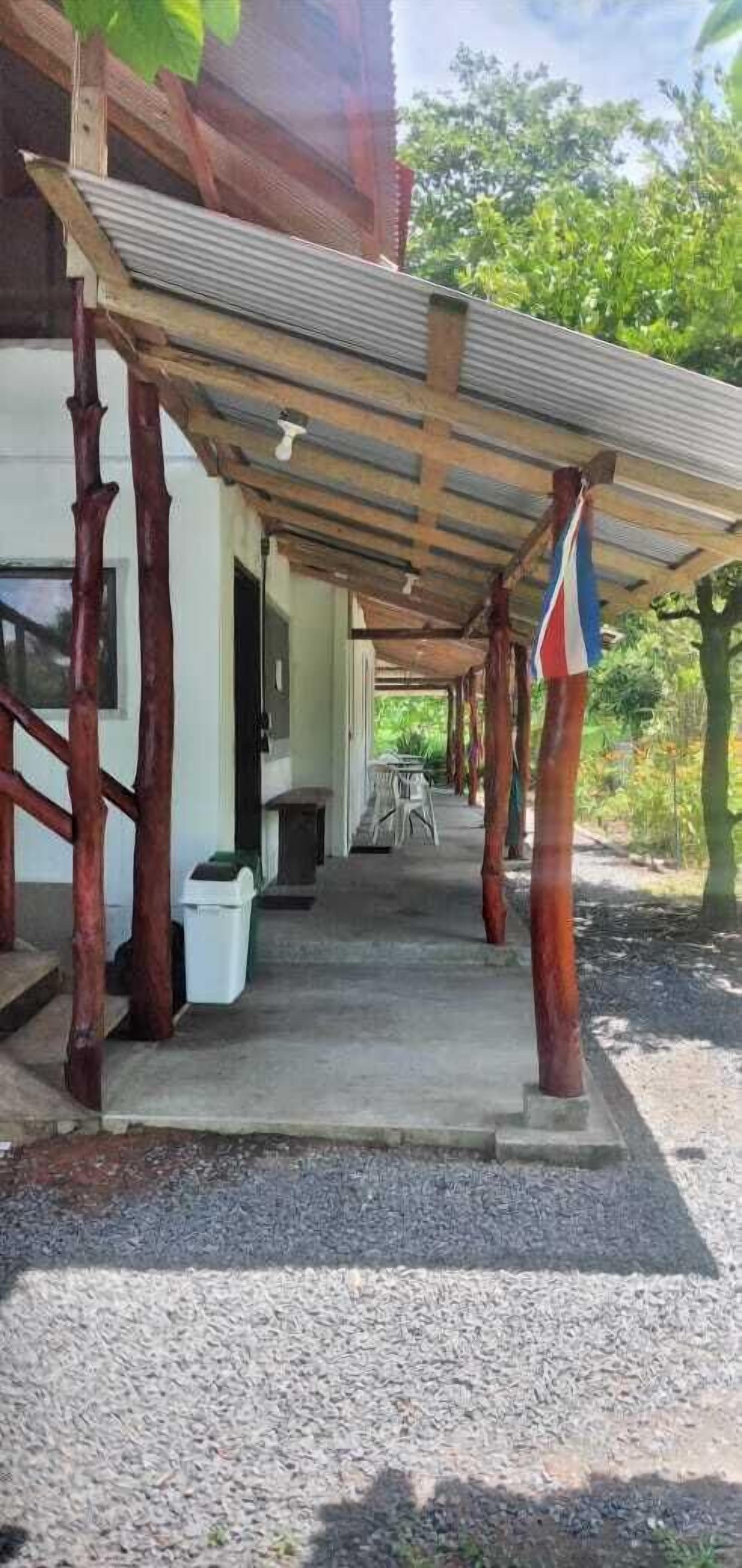 Fachada da propriedade