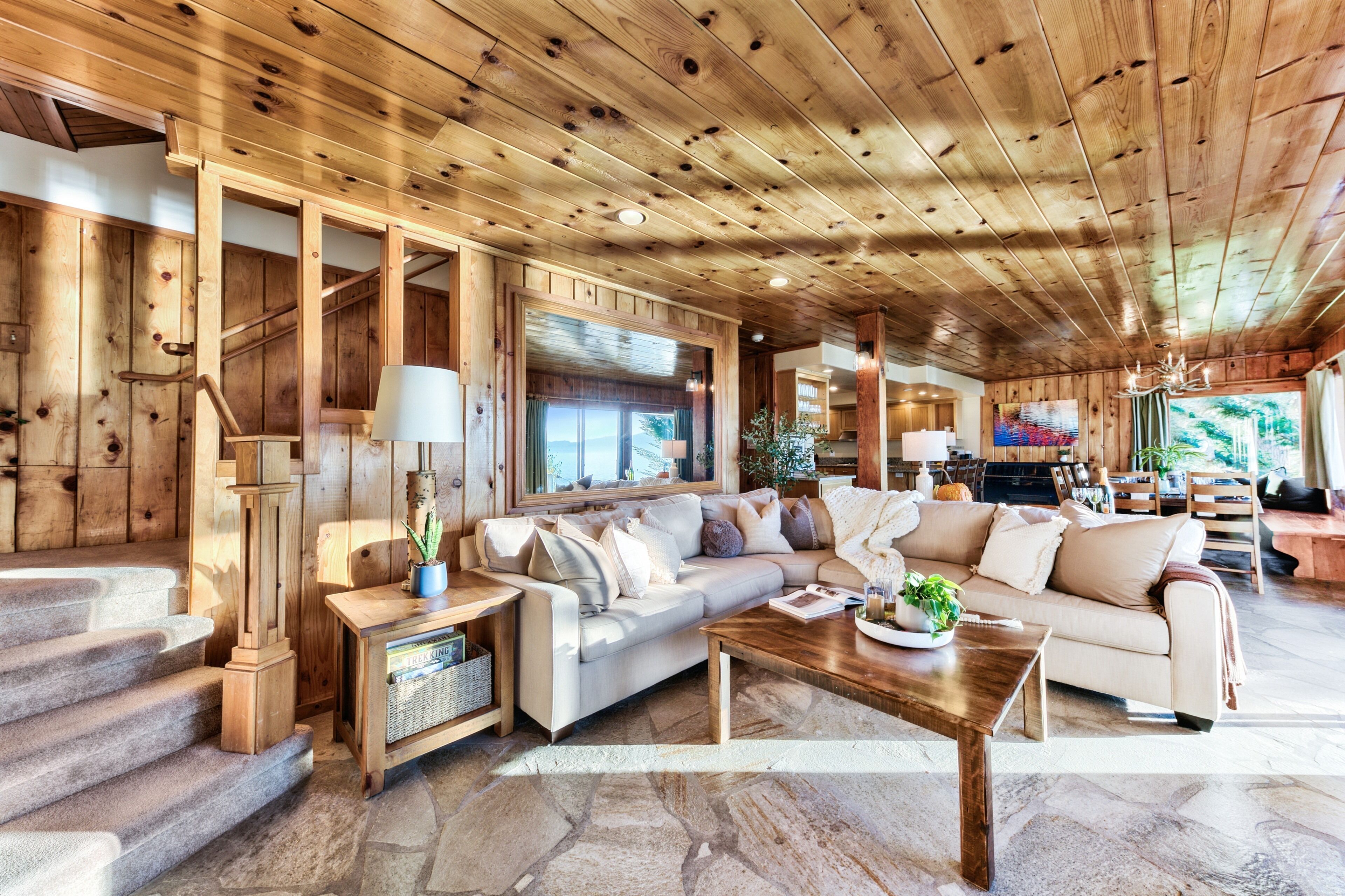 Televisie en een open haard