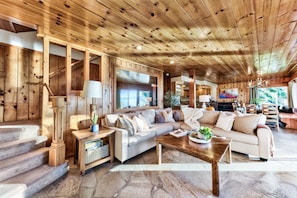 Télévision, cheminée