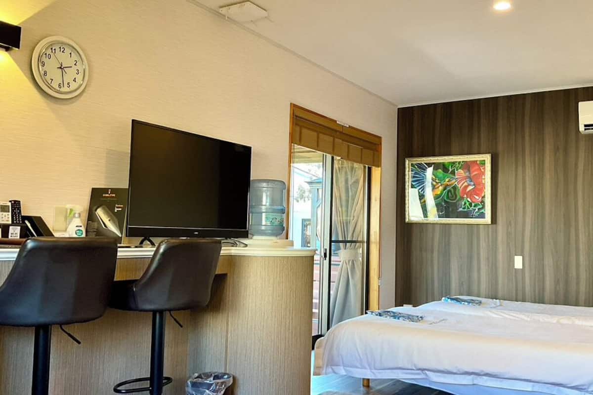 Standard Cottage | 1 bedroom, desk, free WiFi, bed sheets