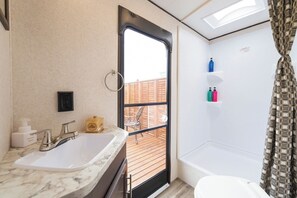 Ensemble douche/baignoire, baignoire à jets
