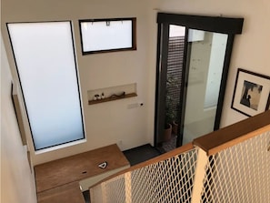 Interior - Private, Clean LOFT w PRIVATE COURTYARD/ENTRANCE in Venice Beach w Kitchen (Los Angeles)